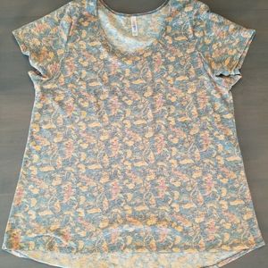 Lularoe Classic Tee